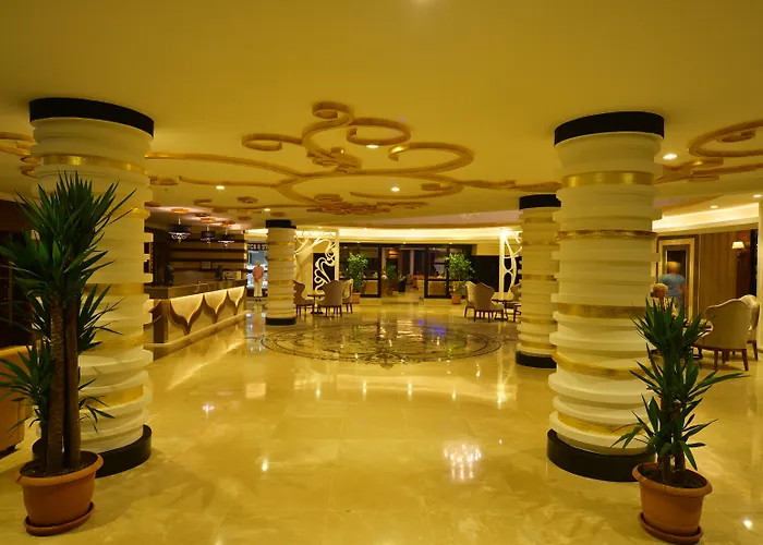 Linda Resort Hotel Side